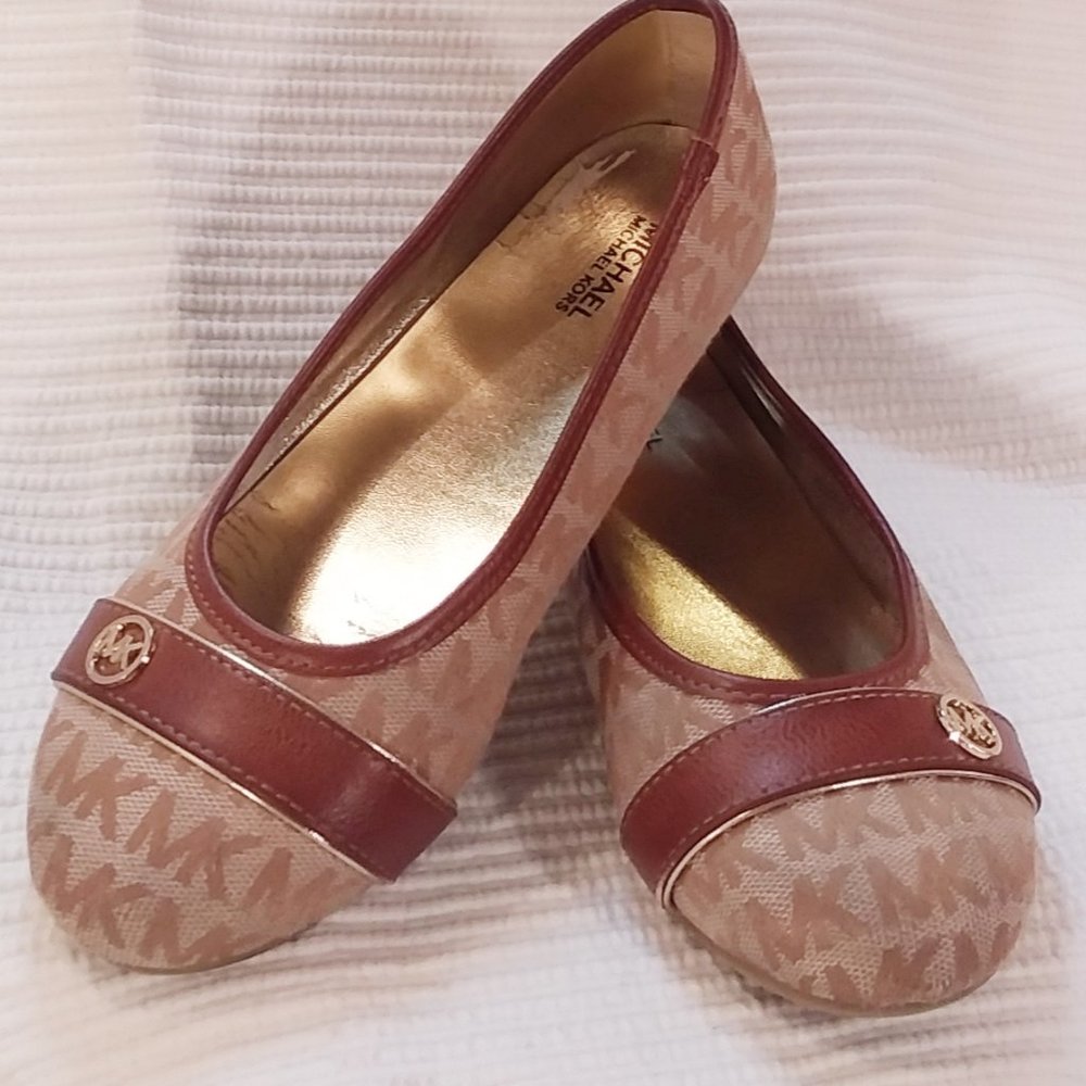 Michael Kors Tan Jerica Flats Size 4